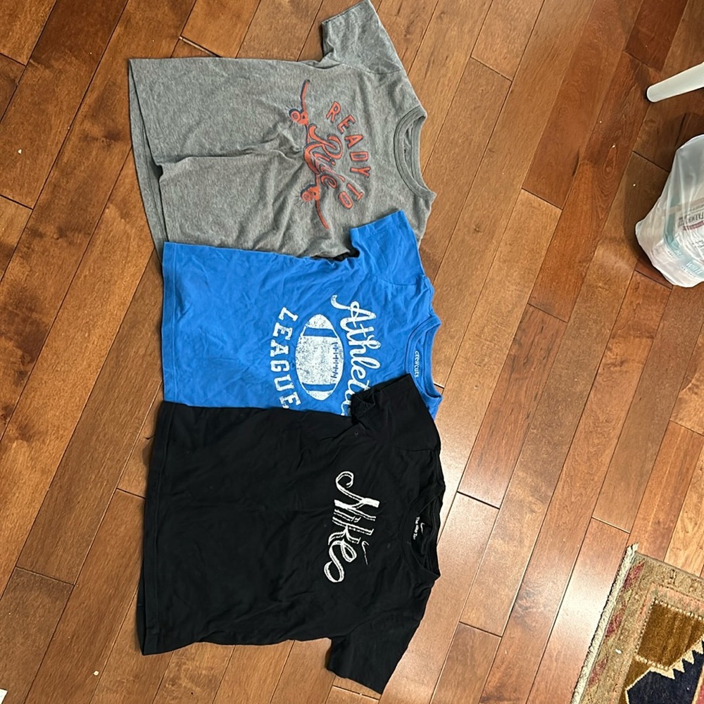Jcrew & Nike boys Small shirts